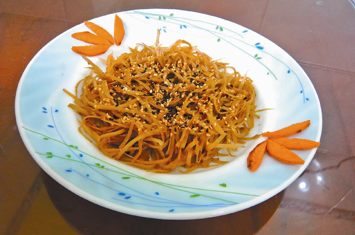 媽媽教我的素食 芝麻牛蒡絲 充滿各種形式的愛