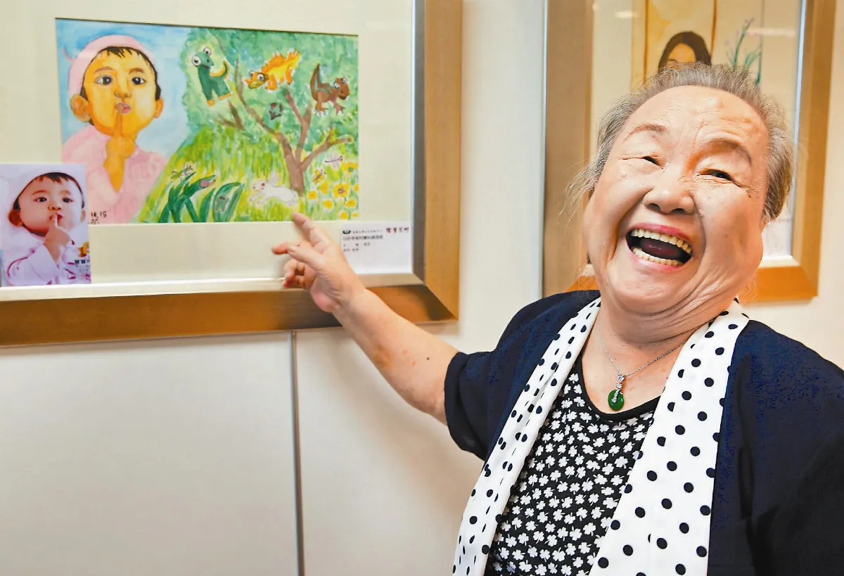 白許秀菊    86歲新銳畫家