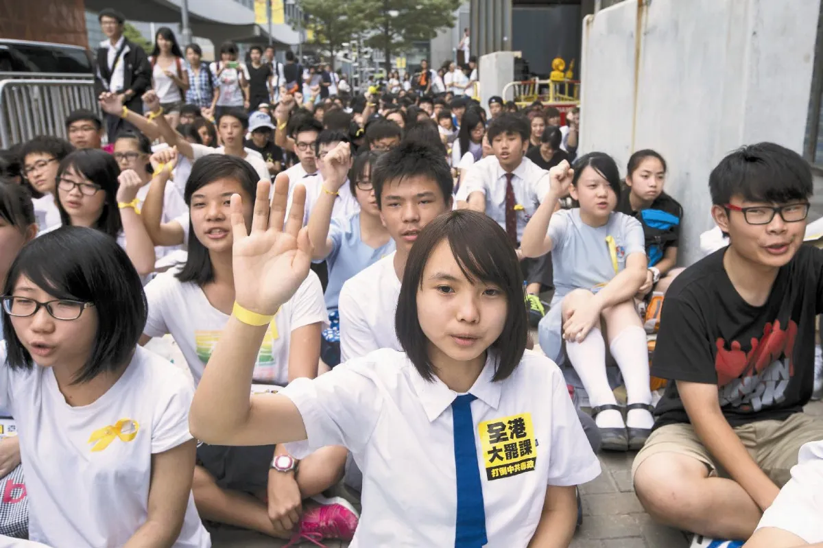 聲援大學生 港1200中學生罷課