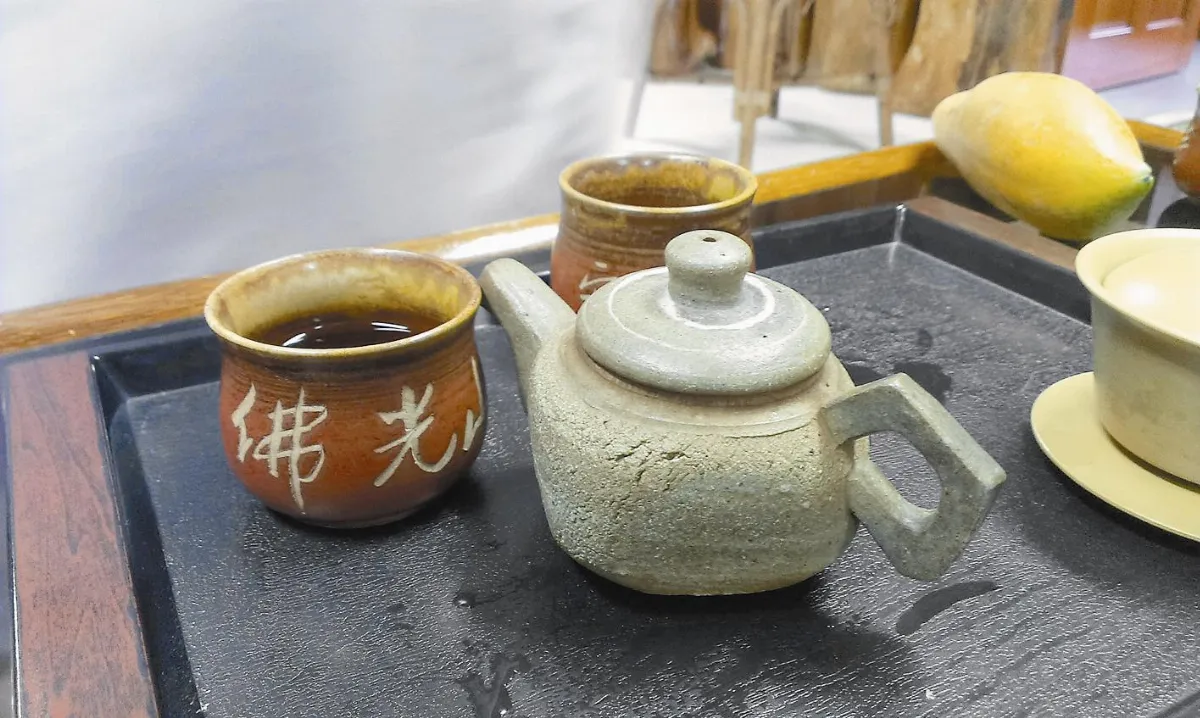 【窗下思潮】 養心如養壺