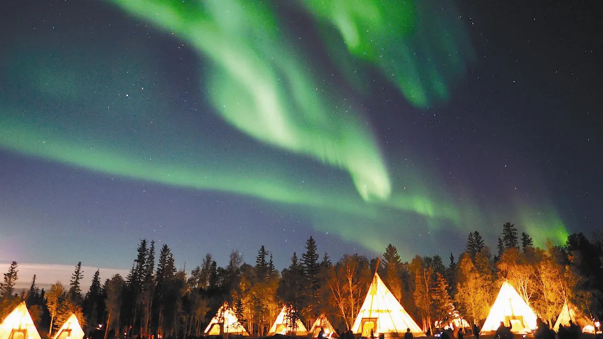 【心‧視界】遇見了極光──夜空中的霓虹彩繪