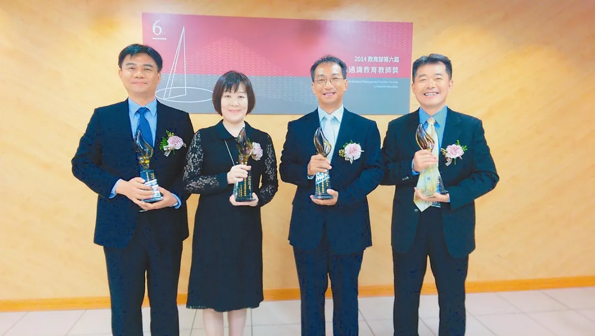 傑出通識師 領學生貼近新移民