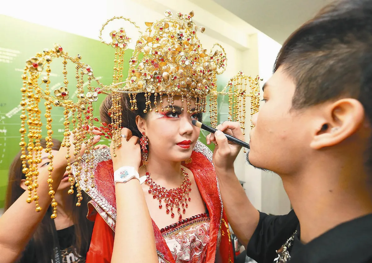 環球科大至尊紅顏 晚宴彩妝在韓奪冠