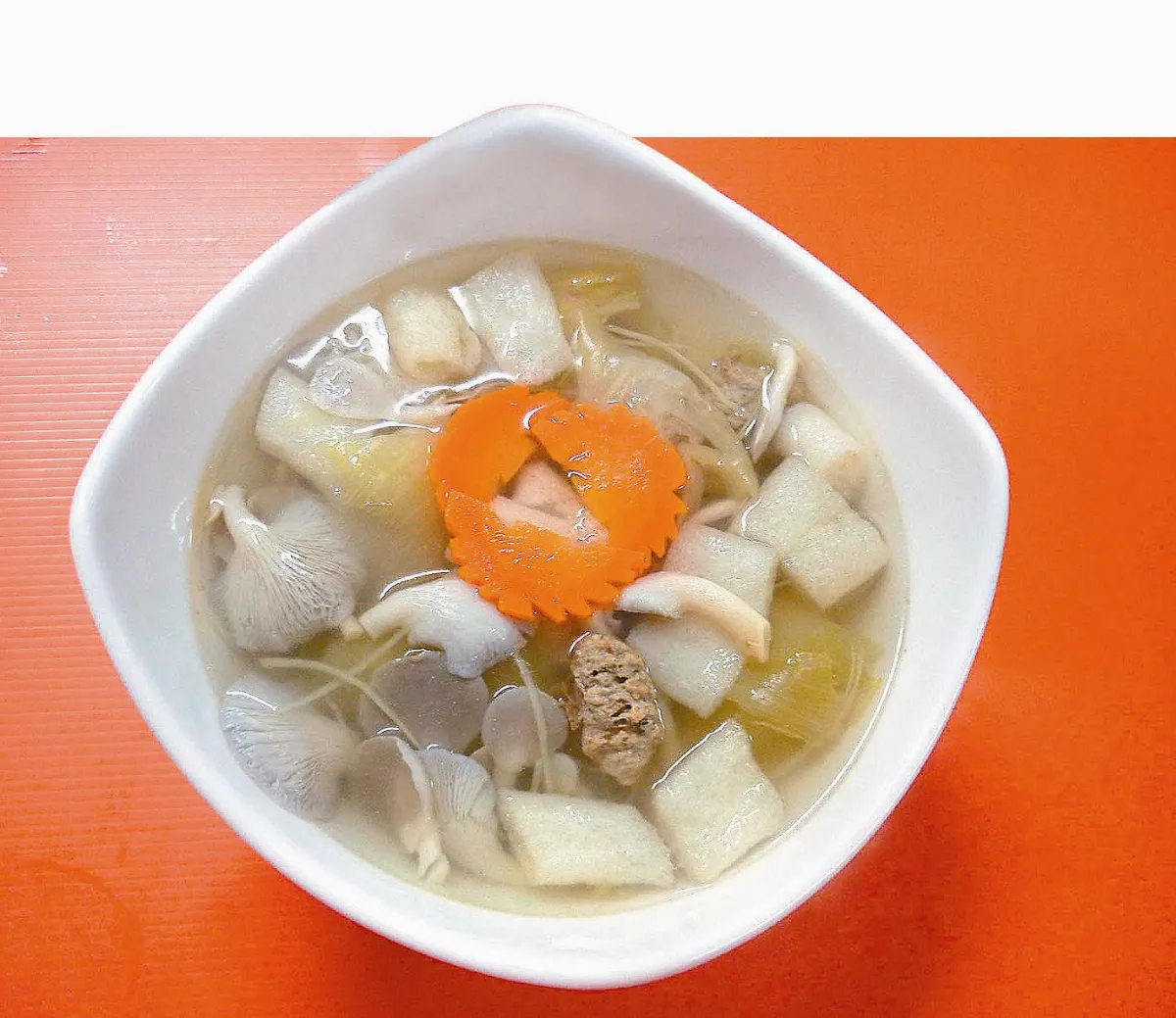 福慧蔬食園 酸菜竹笙湯