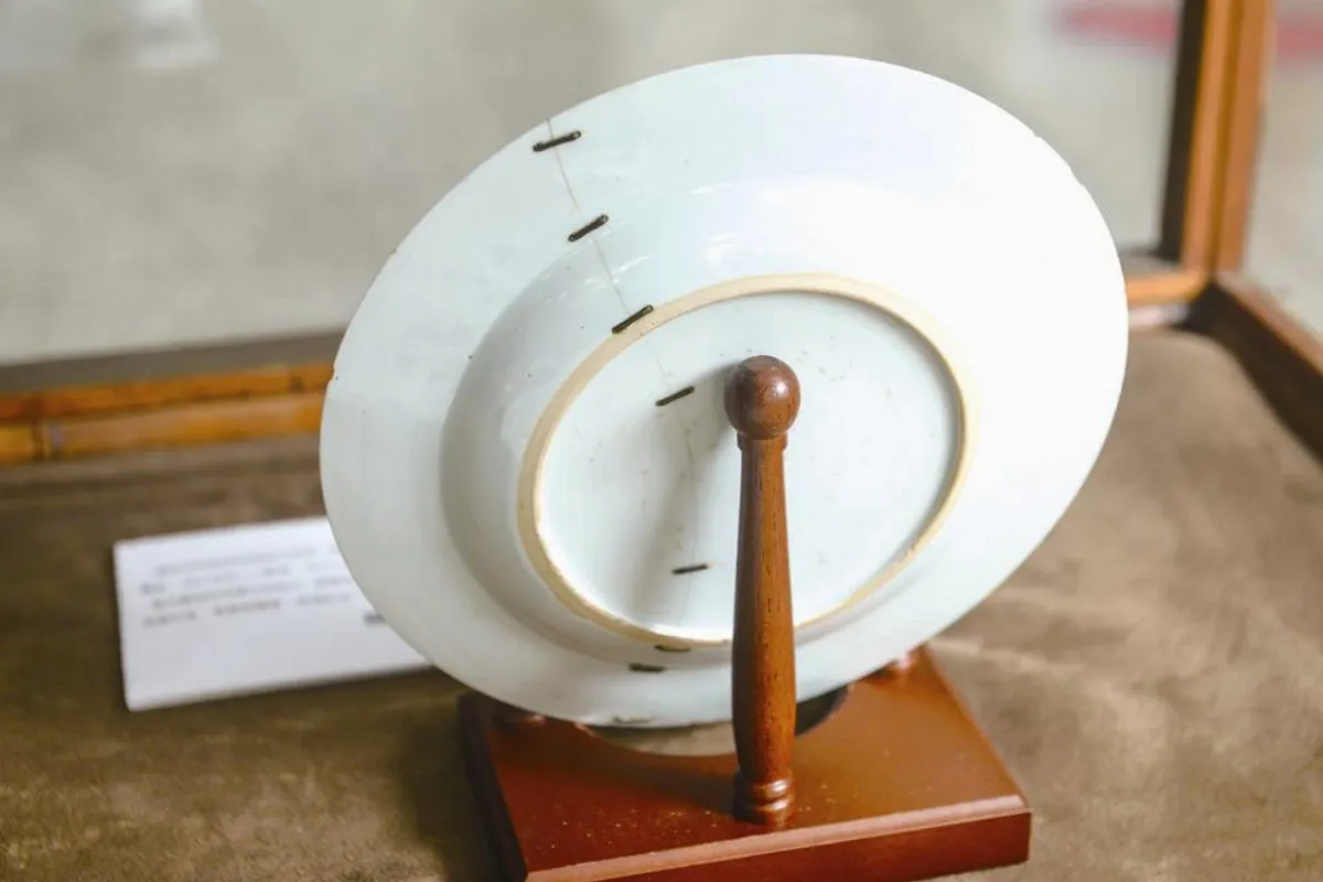 Serving Up the Past    The Taiwan Bowl and Dish Museum 端起舊時光碗盤博物館