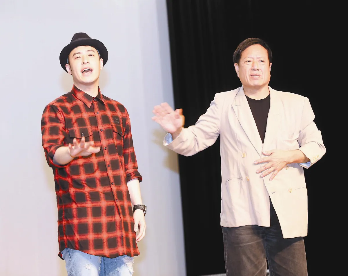 潘瑋柏傷後現身 與教授父談熱情