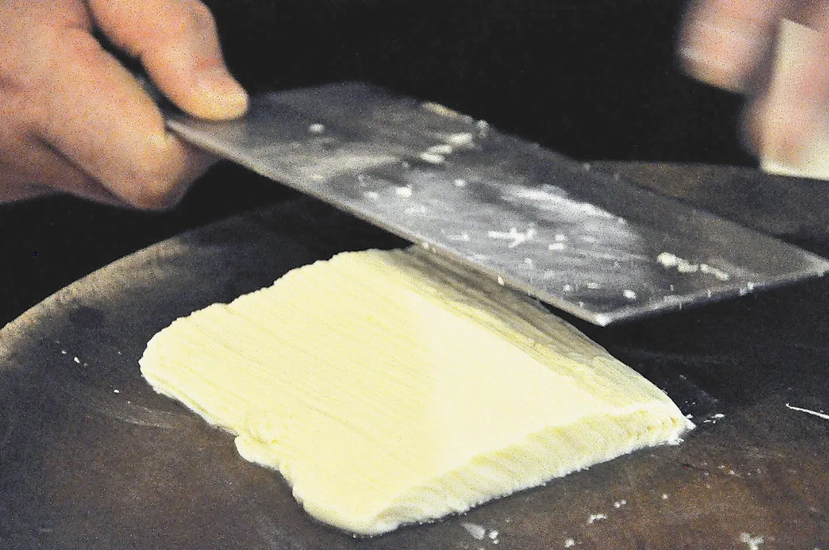 揚州木偶喜怒哀樂 佛前搬戲