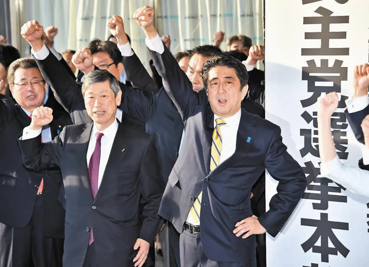 33%民眾認為經濟政策失敗 日解散眾院 安倍支持率創新低