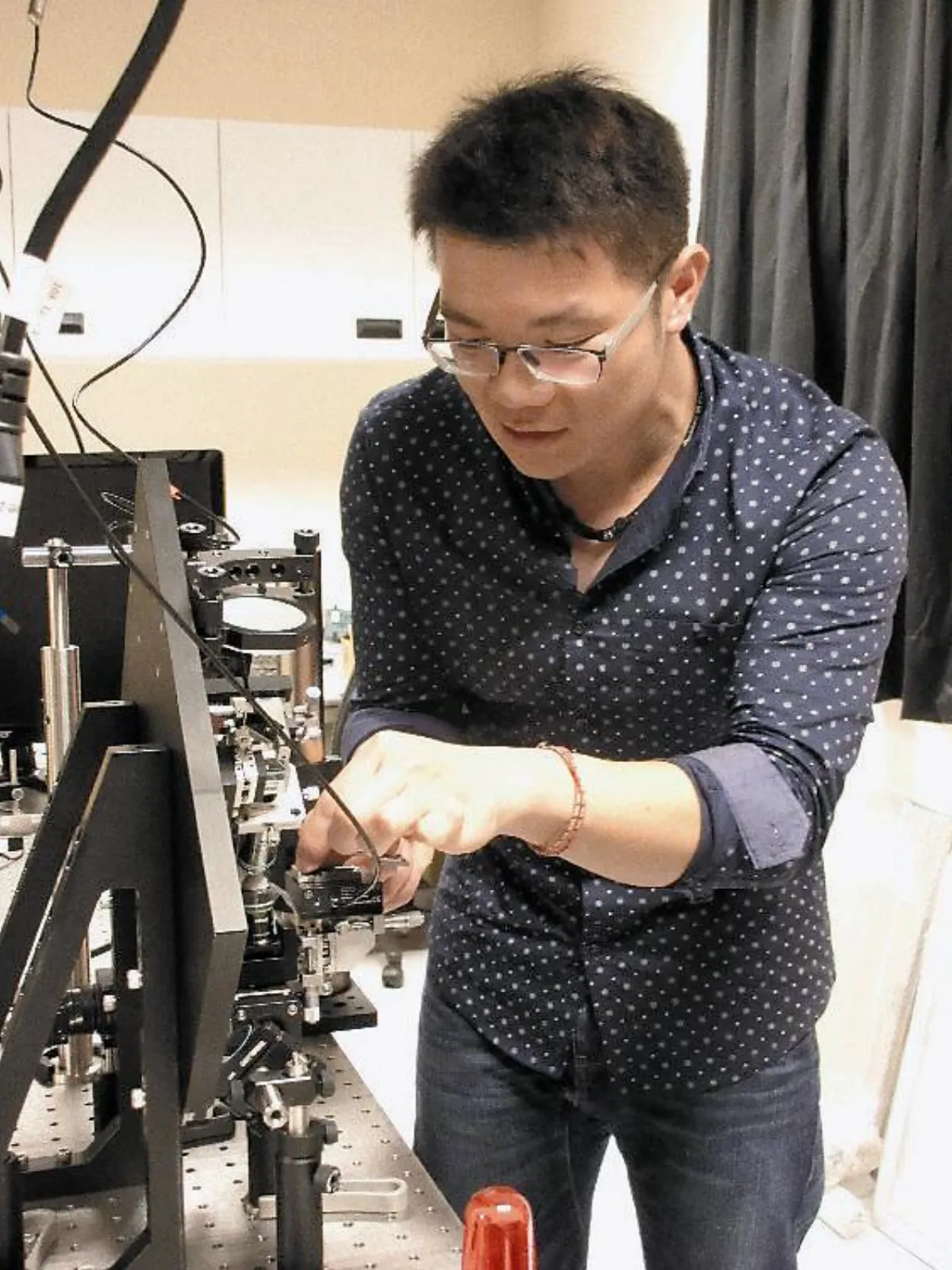 革命性發明 顯微鏡可看活細胞 助活體研究