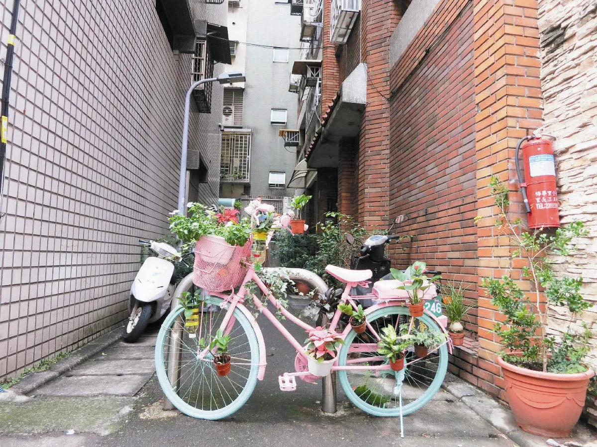 希騎 轉角遇見單車花