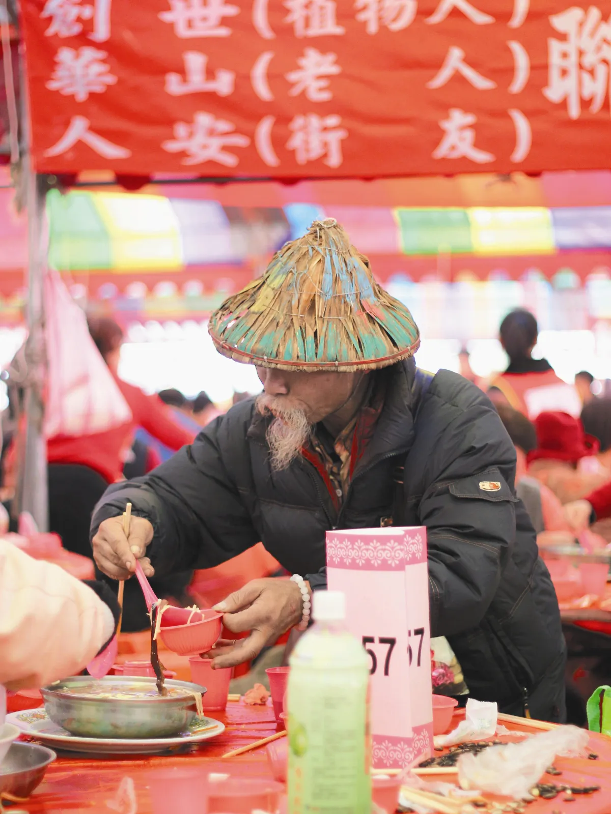 創世基金會 肩負重任 為萬人拚一份溫暖