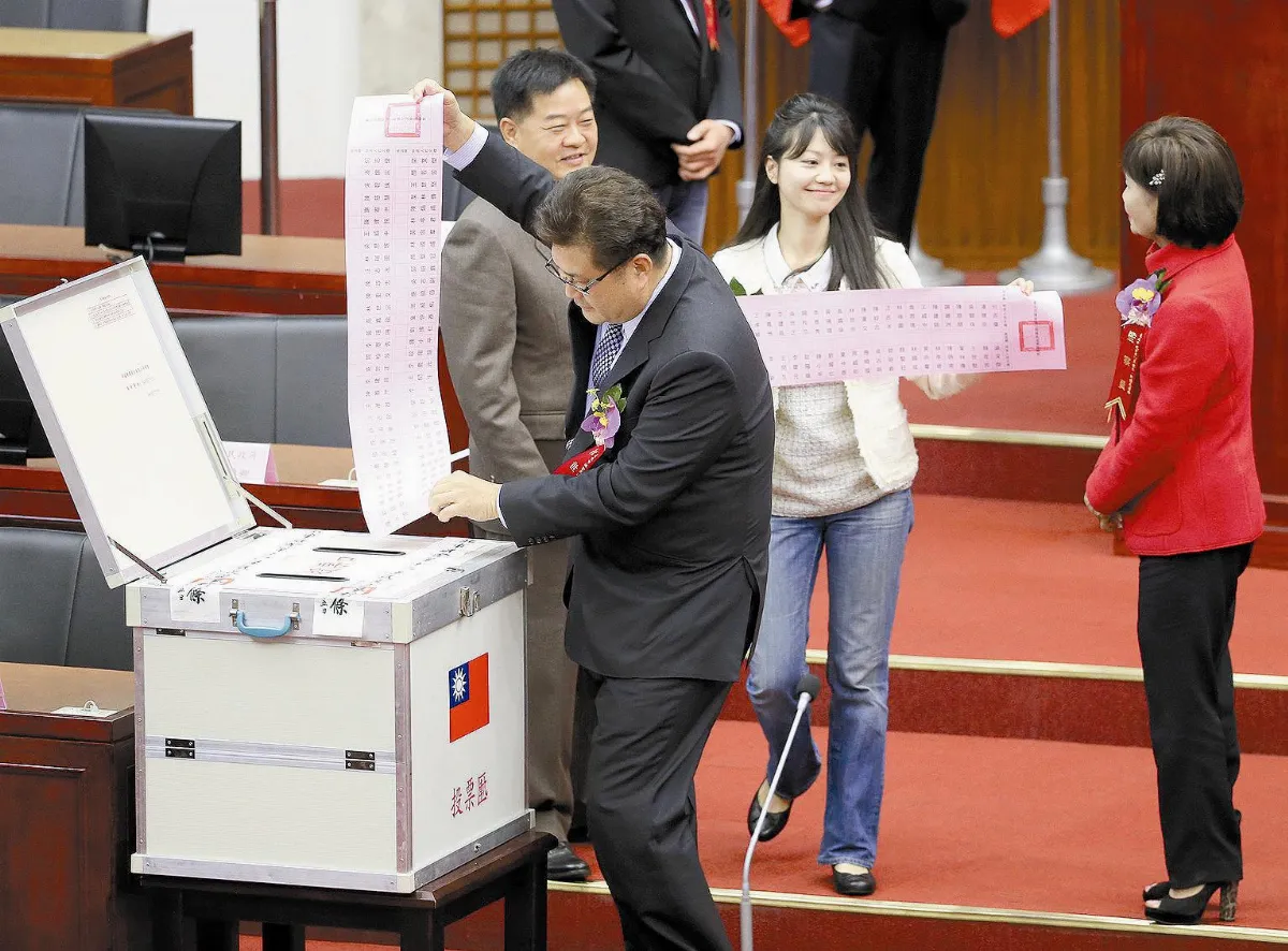 議長選舉 國民黨15席大勝