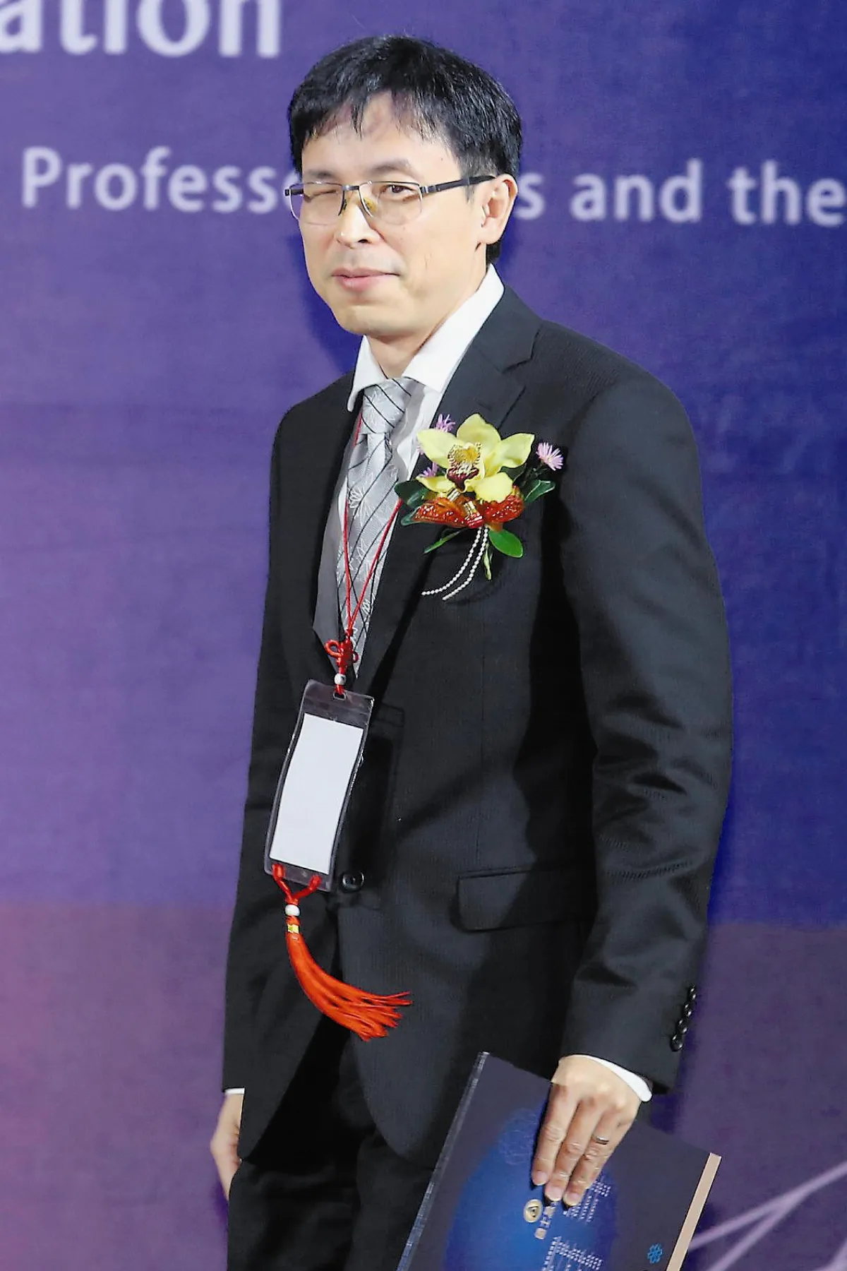 國家講座最年輕得主 台大獨眼教授：數學是科研之本