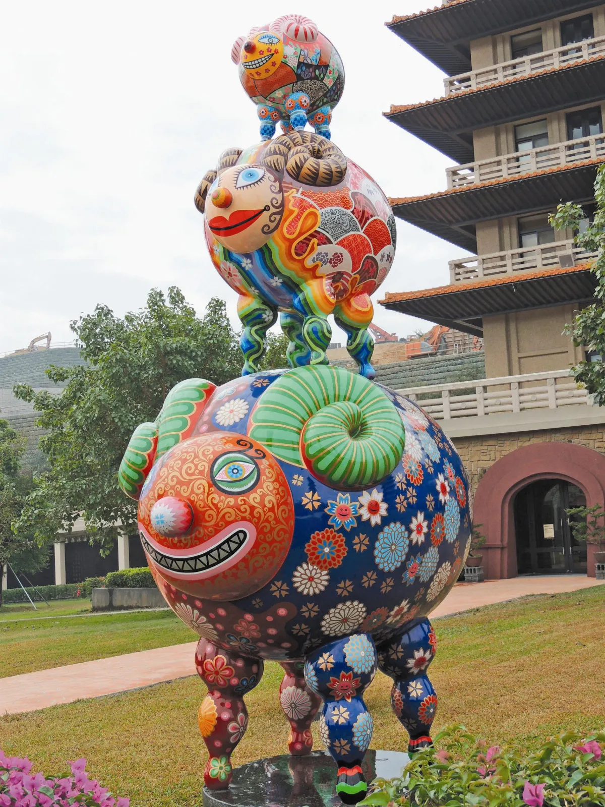 【洪易．喜氣羊羊——地景裝置展】 三羊開泰 跨向新的一年