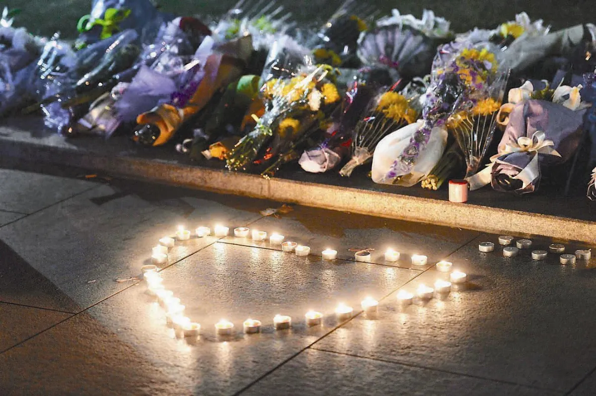 警排除撒錢釀悲劇 外灘踩踏 新華社抨：上海管理難辭其咎