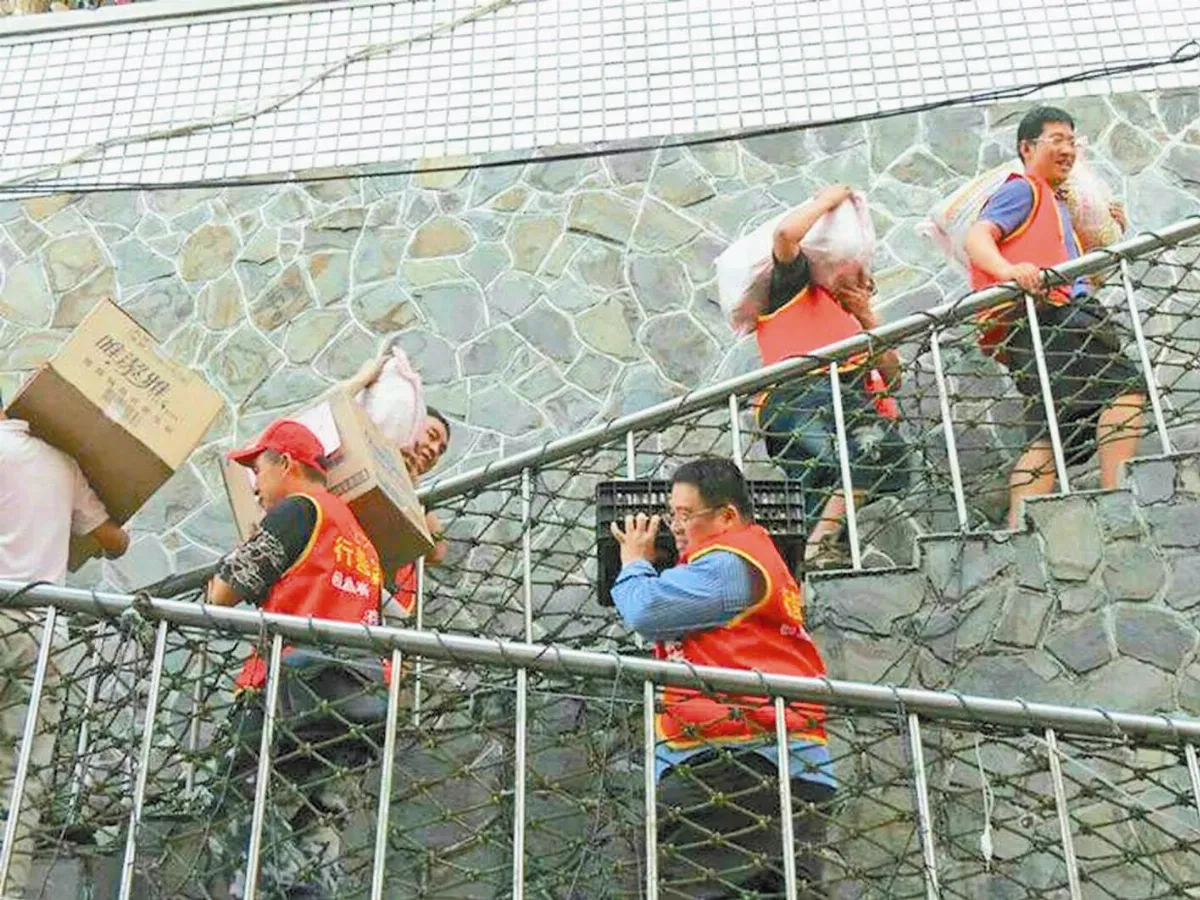 甘願作憨人  209家族樂行善