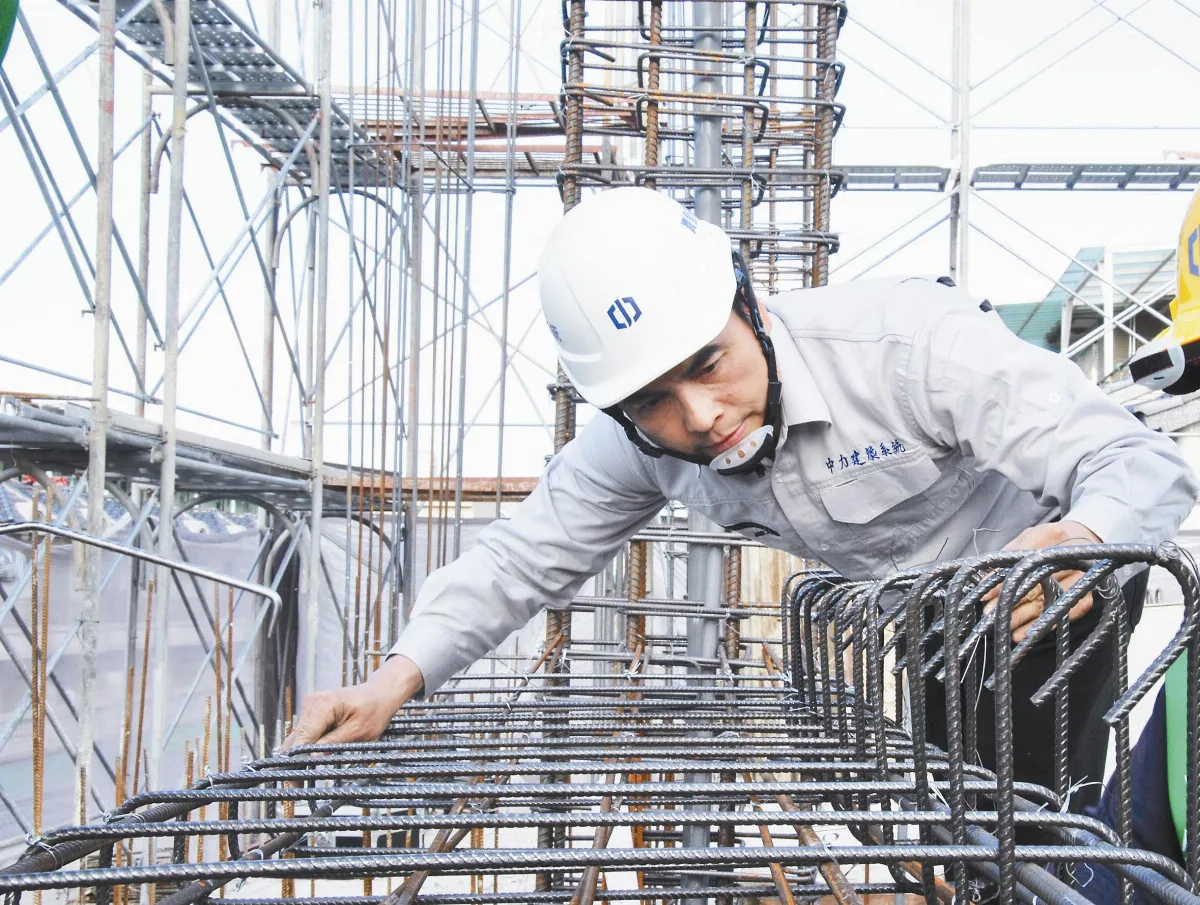 一場大火 點燃違建鐵皮屋危機