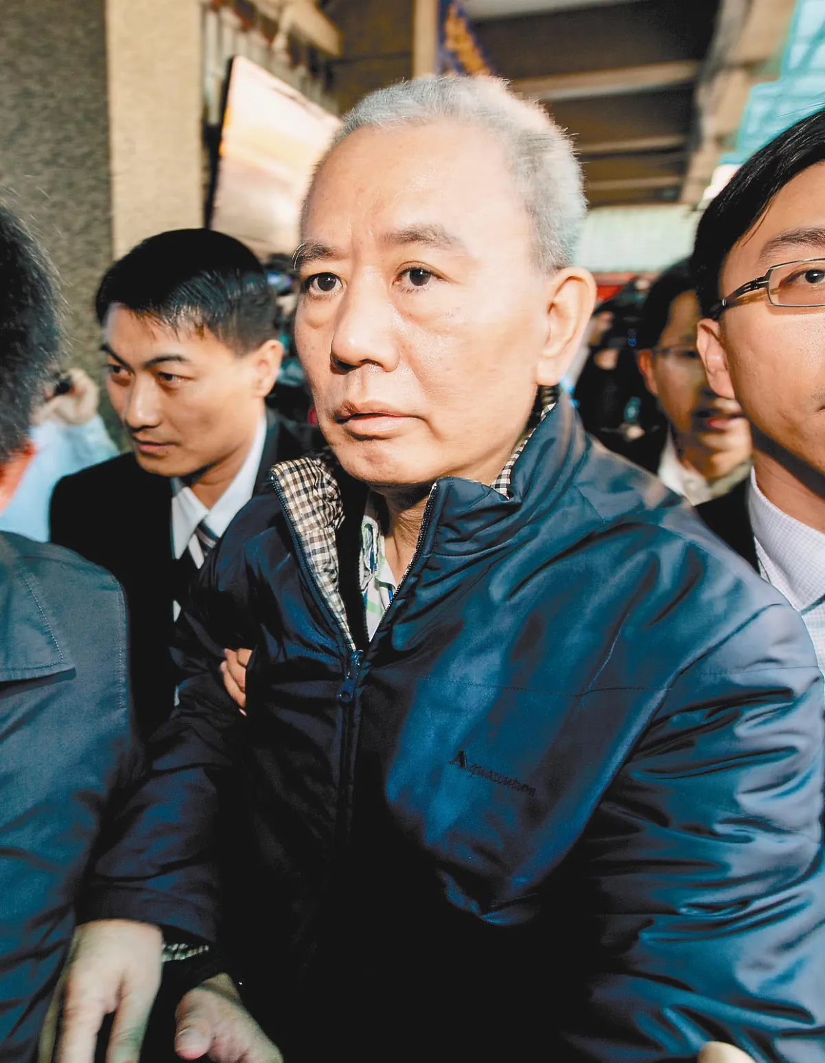 地院重裁 魏應充3億交保