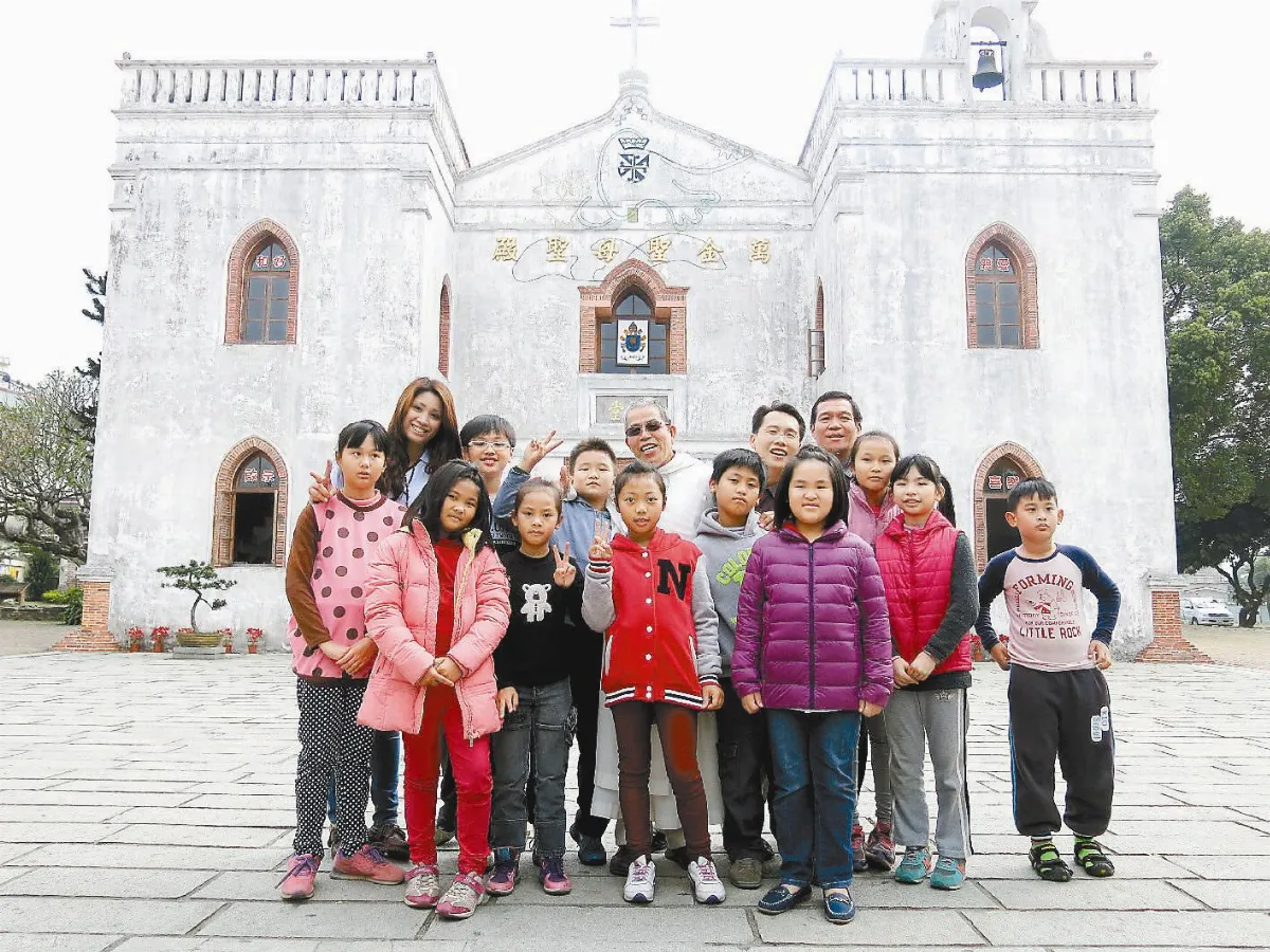 團長南北奔波教學 萬金聖母殿 成立兒童合唱團