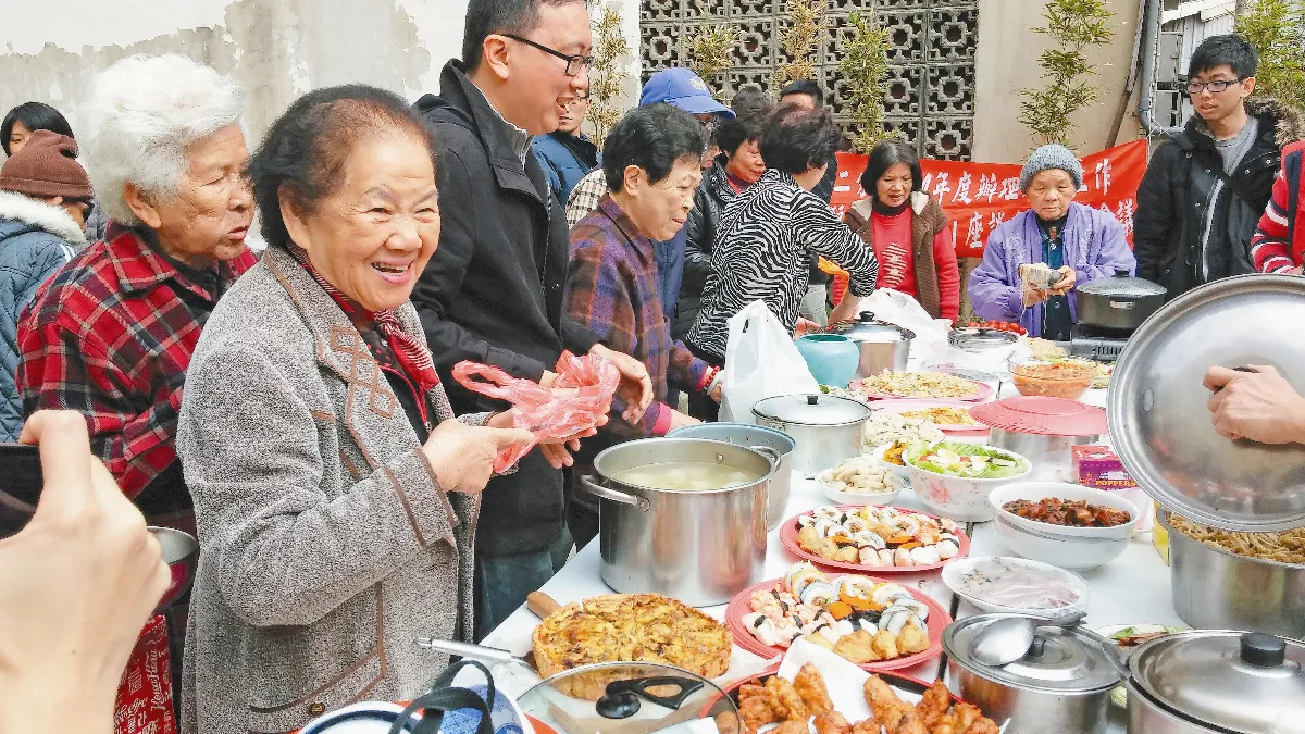 南市銀同里辦尾牙 一店一道菜