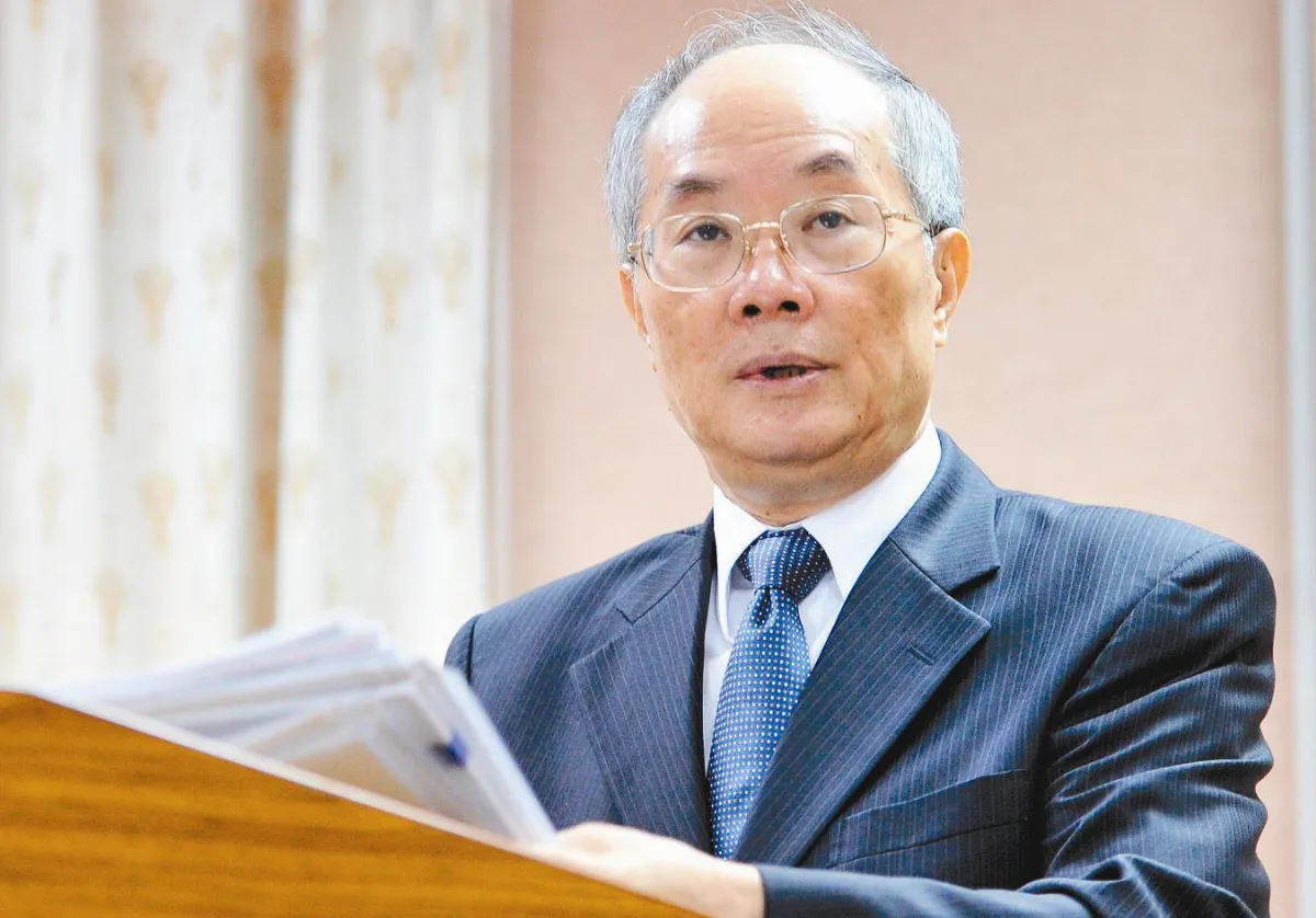 黃世銘洩密 加重判1年3月定讞