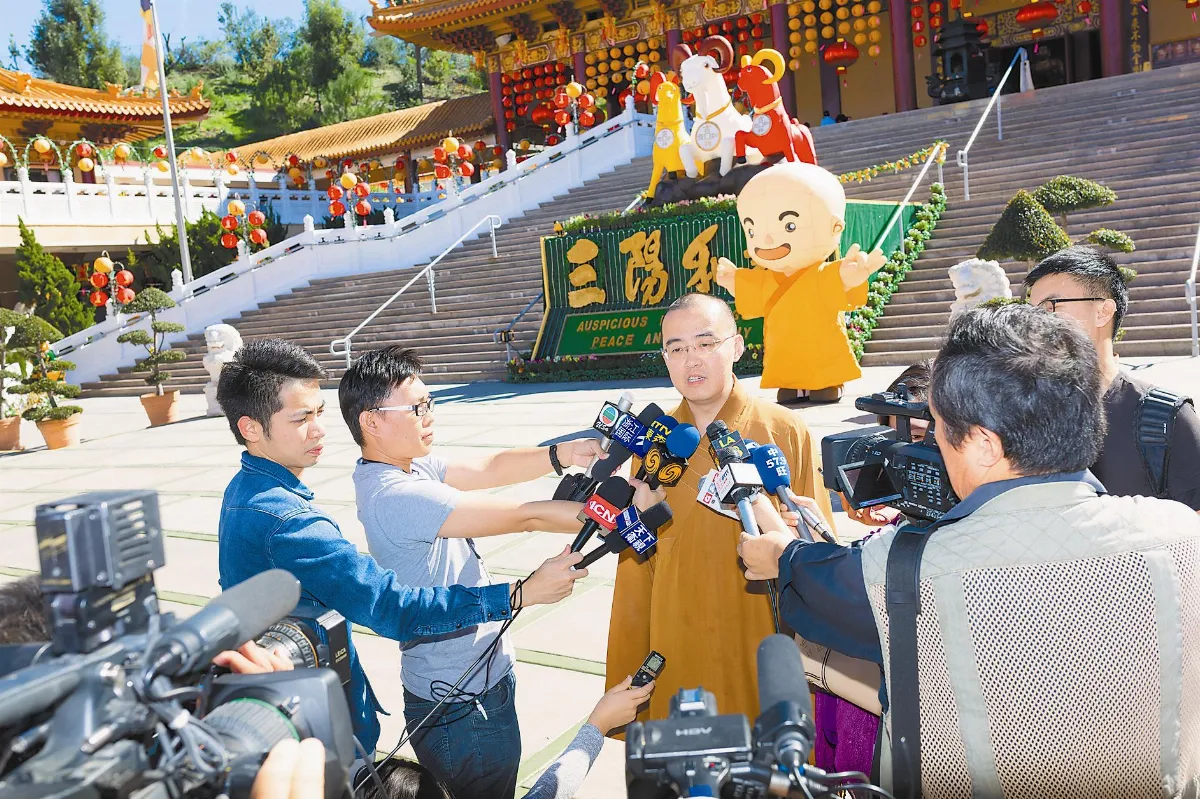 美國西來寺春節 除夕熱鬧到元宵