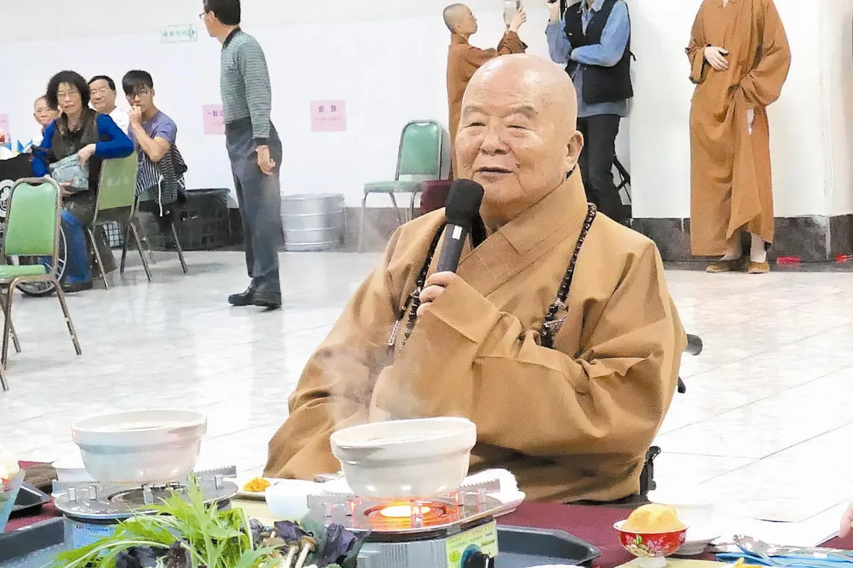 全球連線 向星雲大師視訊拜年