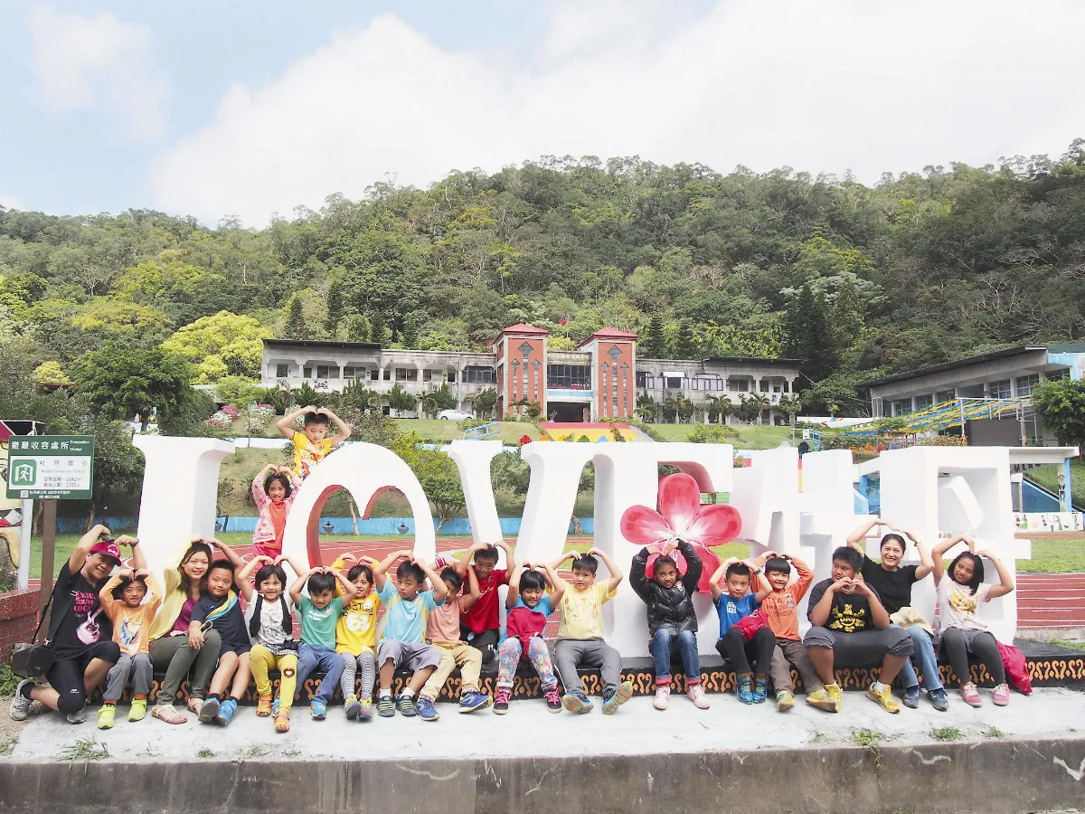 牡丹風情 校園新亮點