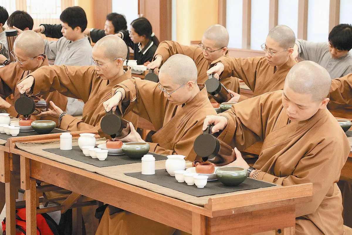 金剛山般若學苑 體驗茶禪一味