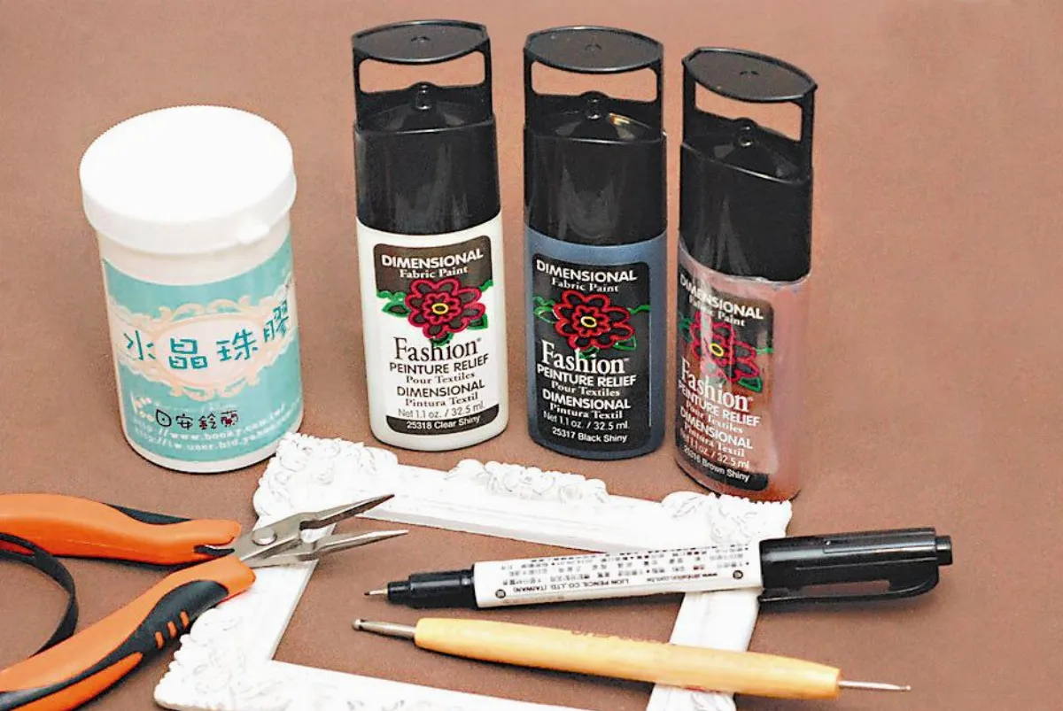黏土DIY 小萌羊手機吊飾