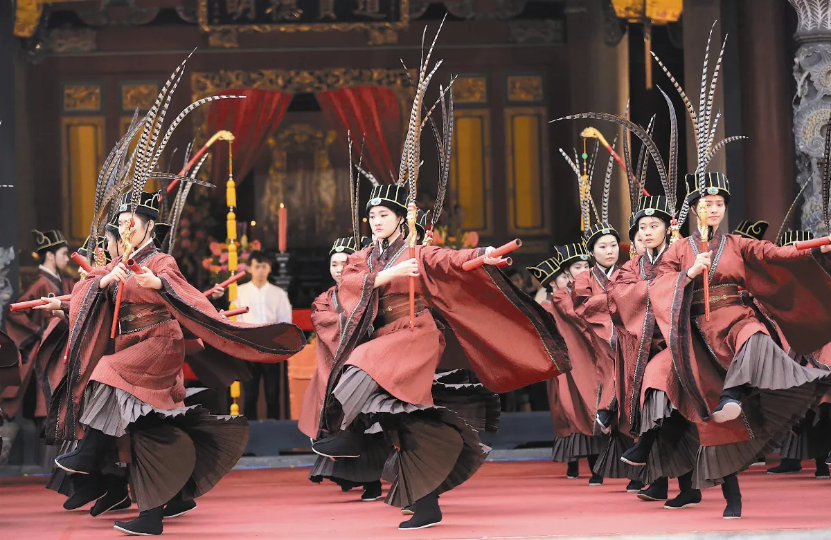 春祭典禮緬懷孔子 表達崇高敬意