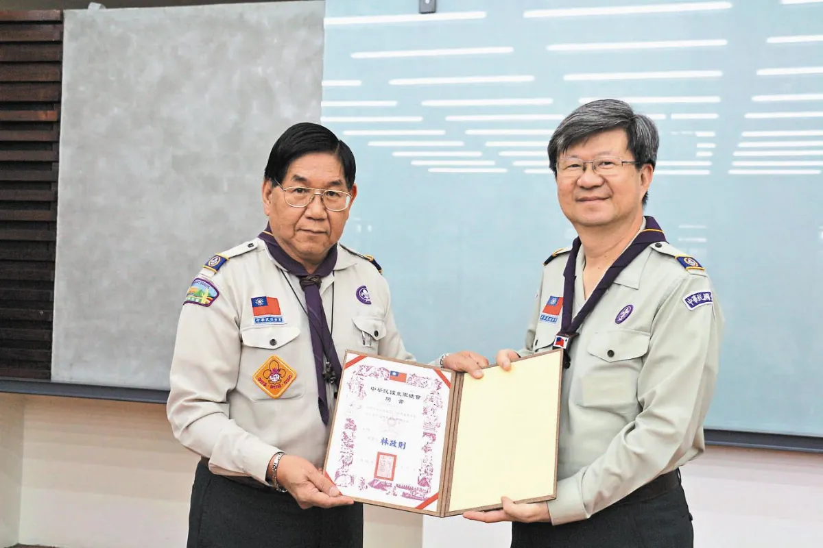 吳思華任童軍榮譽理事長