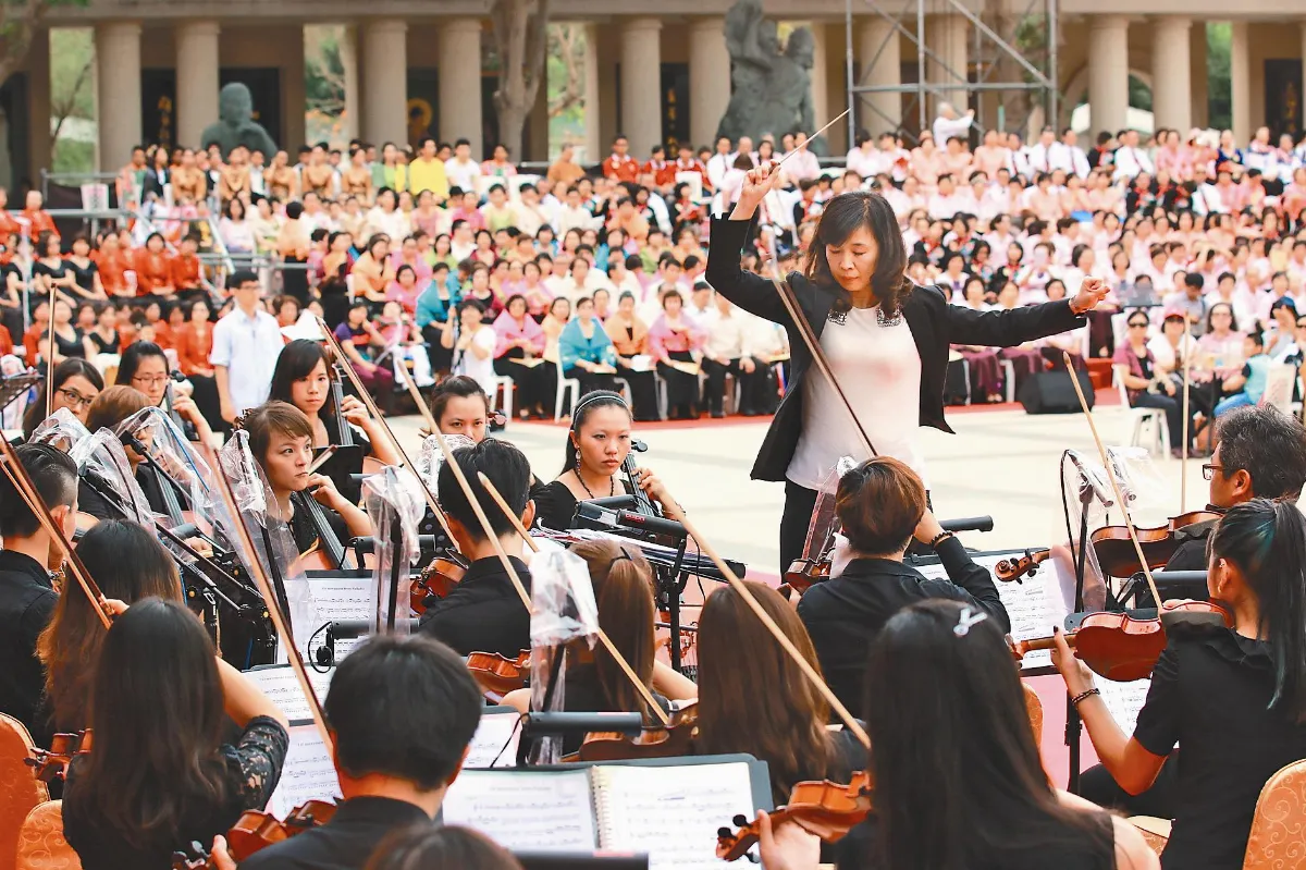 交響樂音 傳遞真善美