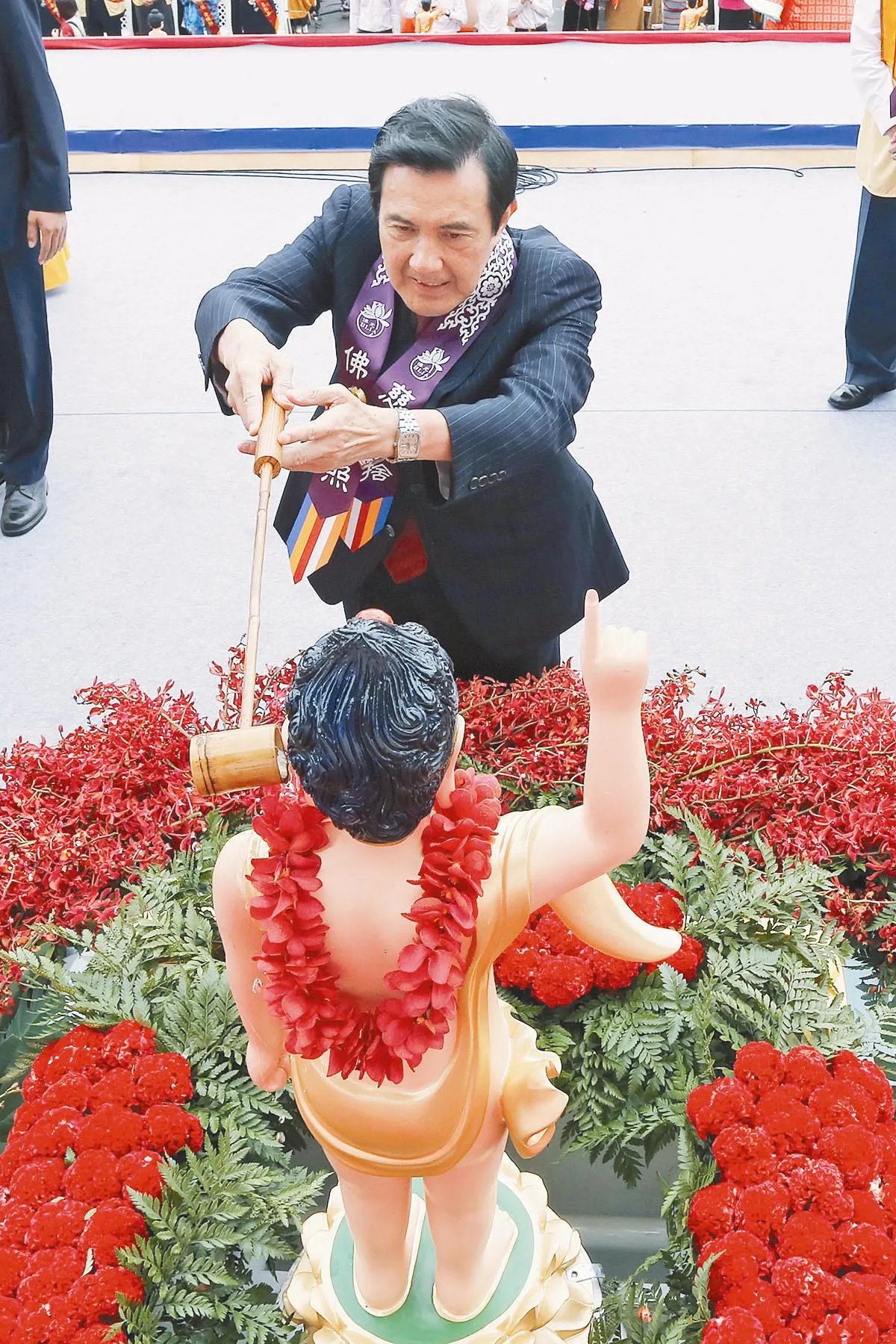 總統：救援尼泊爾 佛光會跑第一