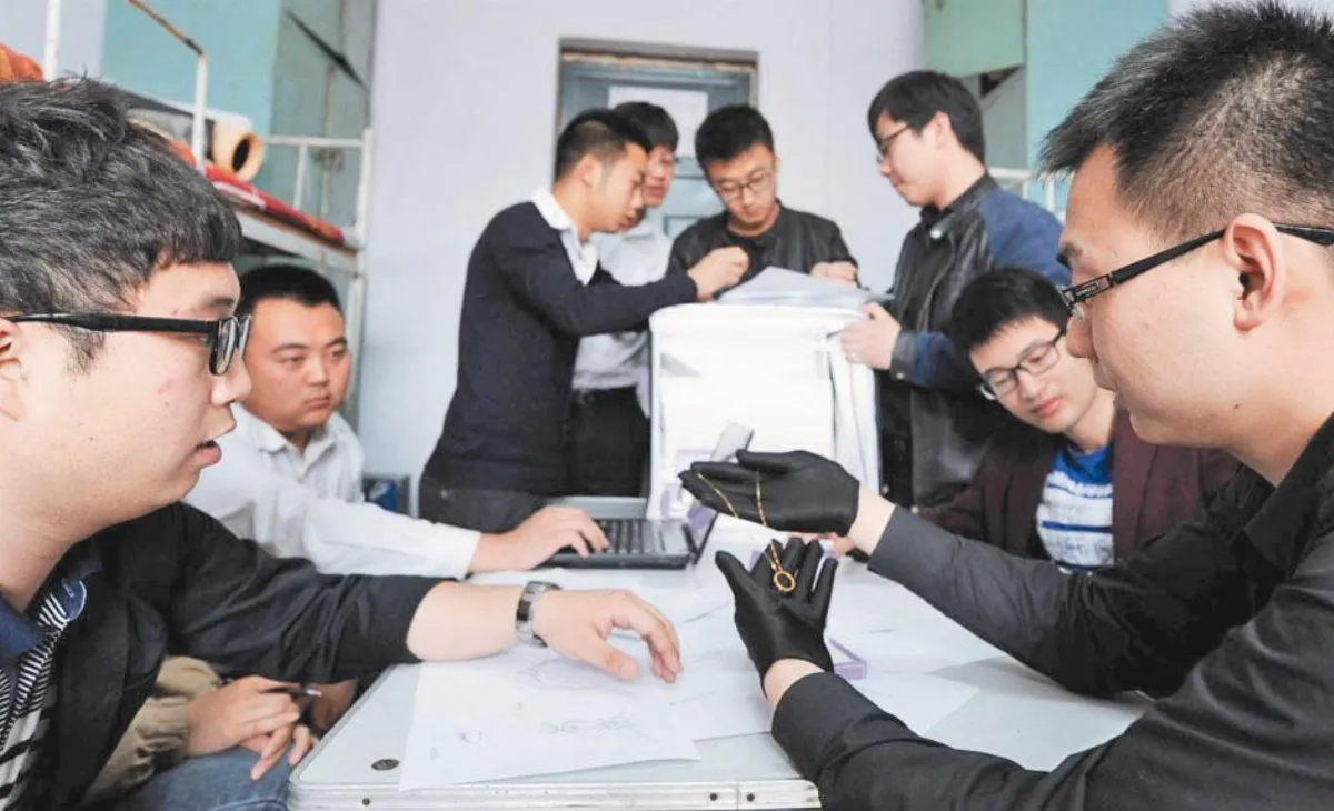 尋求穩定專業工作