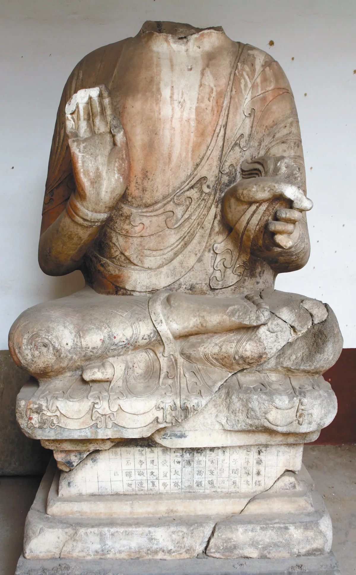 悠悠1500年佛首佛身兩岸合璧