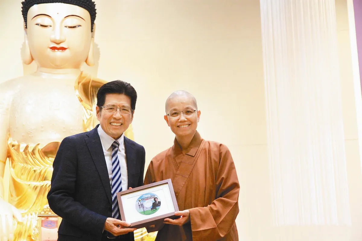 表初心 談公益 懷抱熱忱 嚴長壽致力偏鄉教育