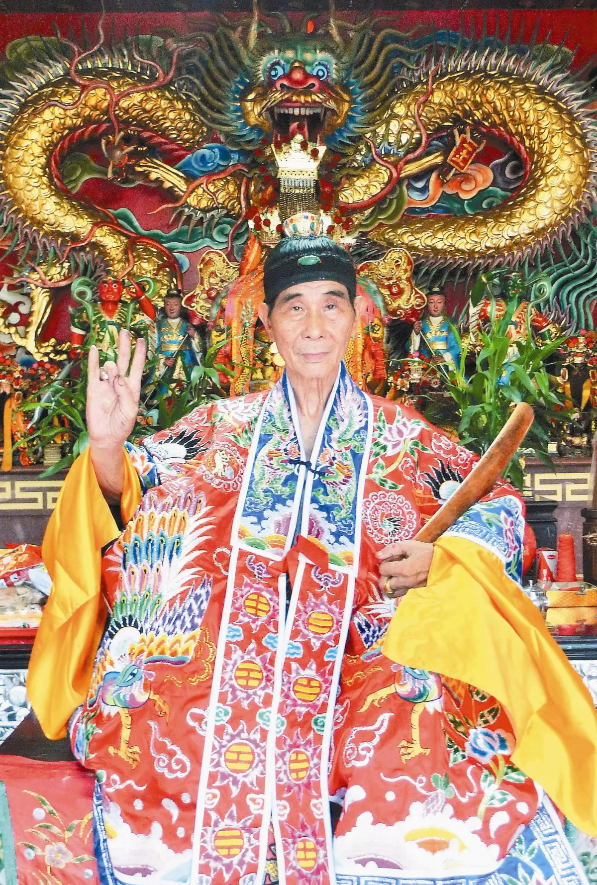 道士上外語雜誌 成外交大使