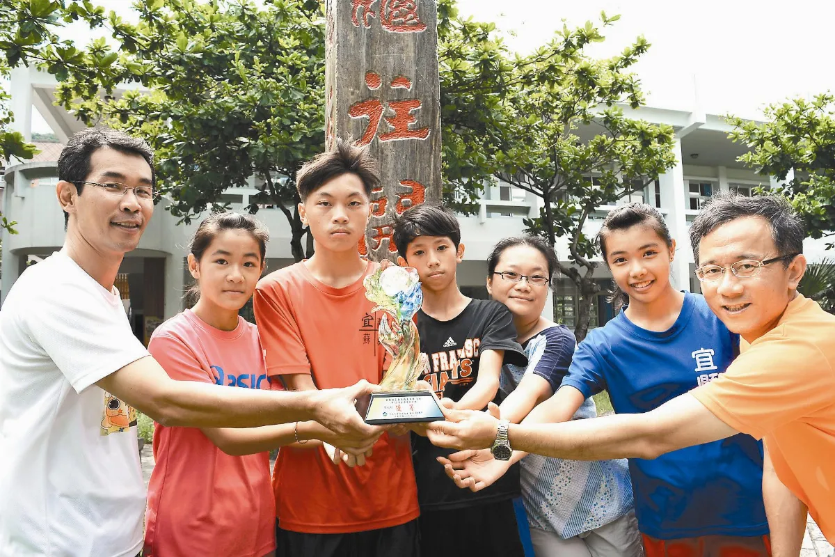 走出校園 蘇澳國中獲環境教育獎