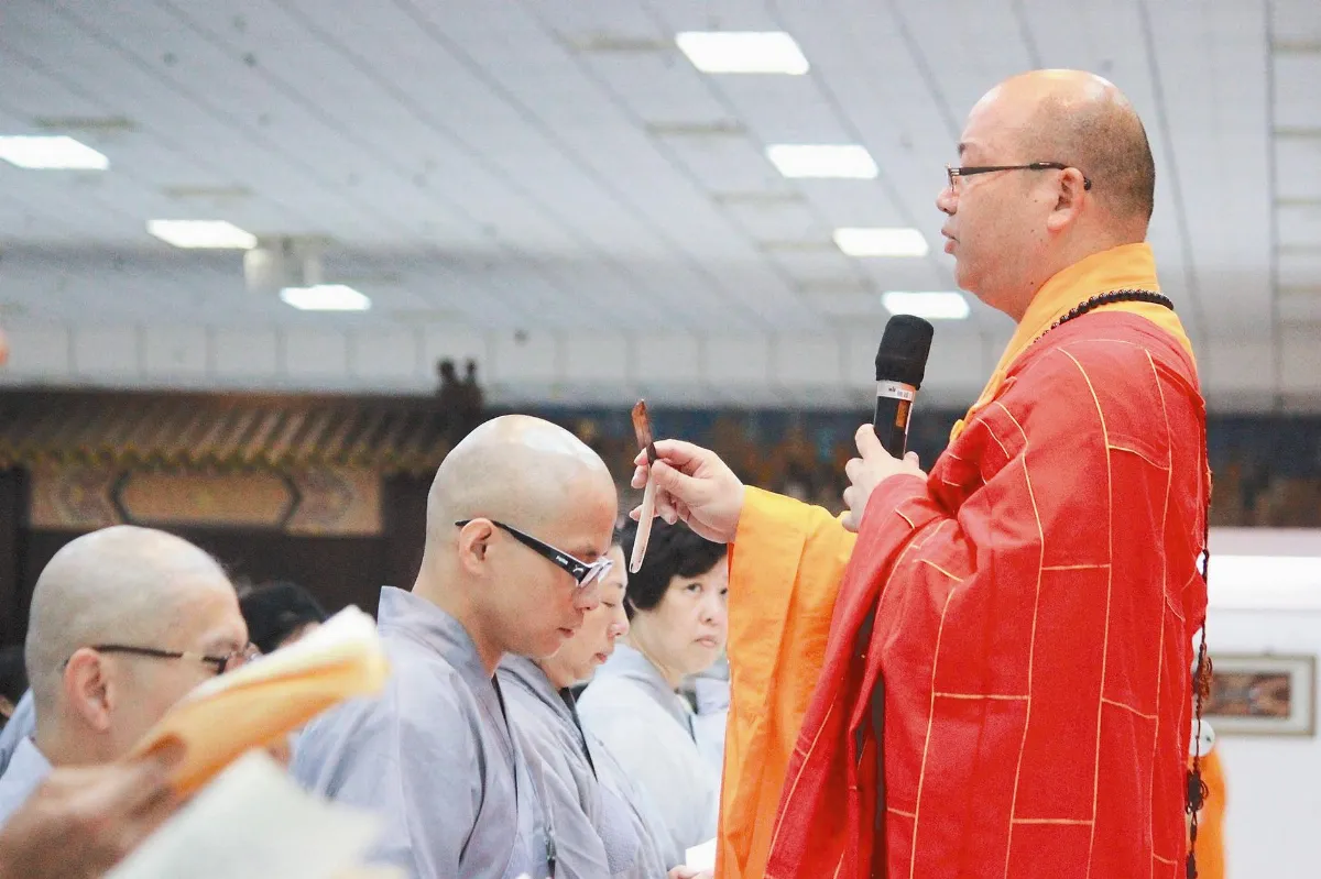 出家修道 學戒受戒持戒為導