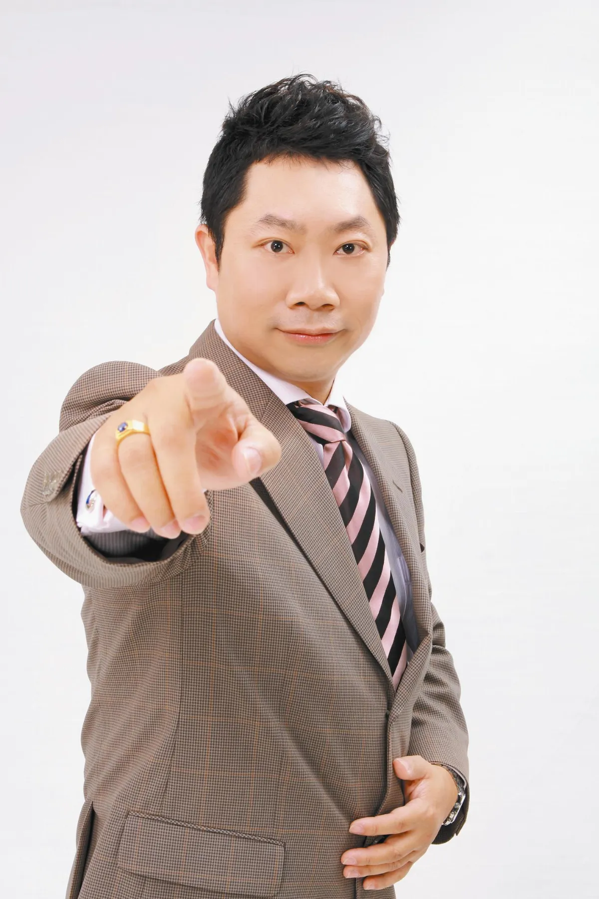 贏得財富 受尊敬比賺錢更重要