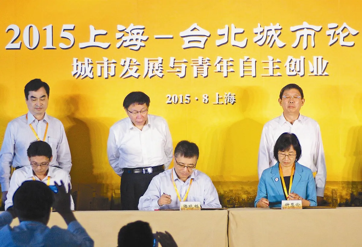 訪一大會址 柯：滿厲害