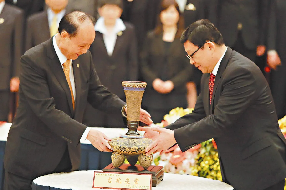 兩岸租稅、飛安協議 簽了 陸客中轉達共識 爭取年底實施
