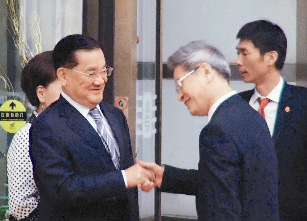 勸阻聲中 連戰卦陸 張榮恭：抗戰史觀也應和解