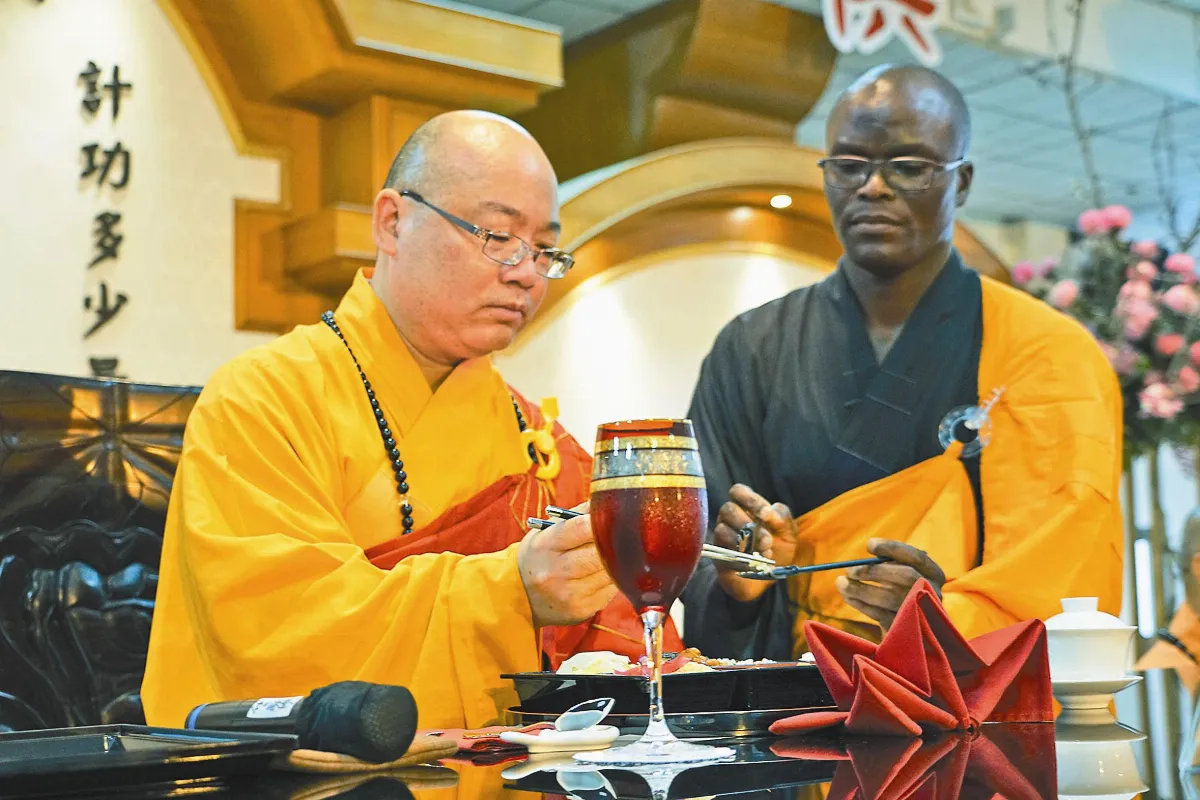 佛光山供僧 願成全球弘法拼圖