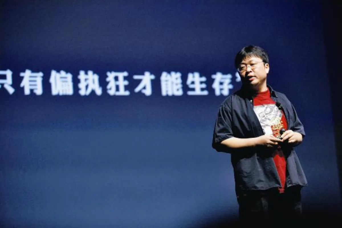 錘子科技創始人 從青年導師到手機工匠