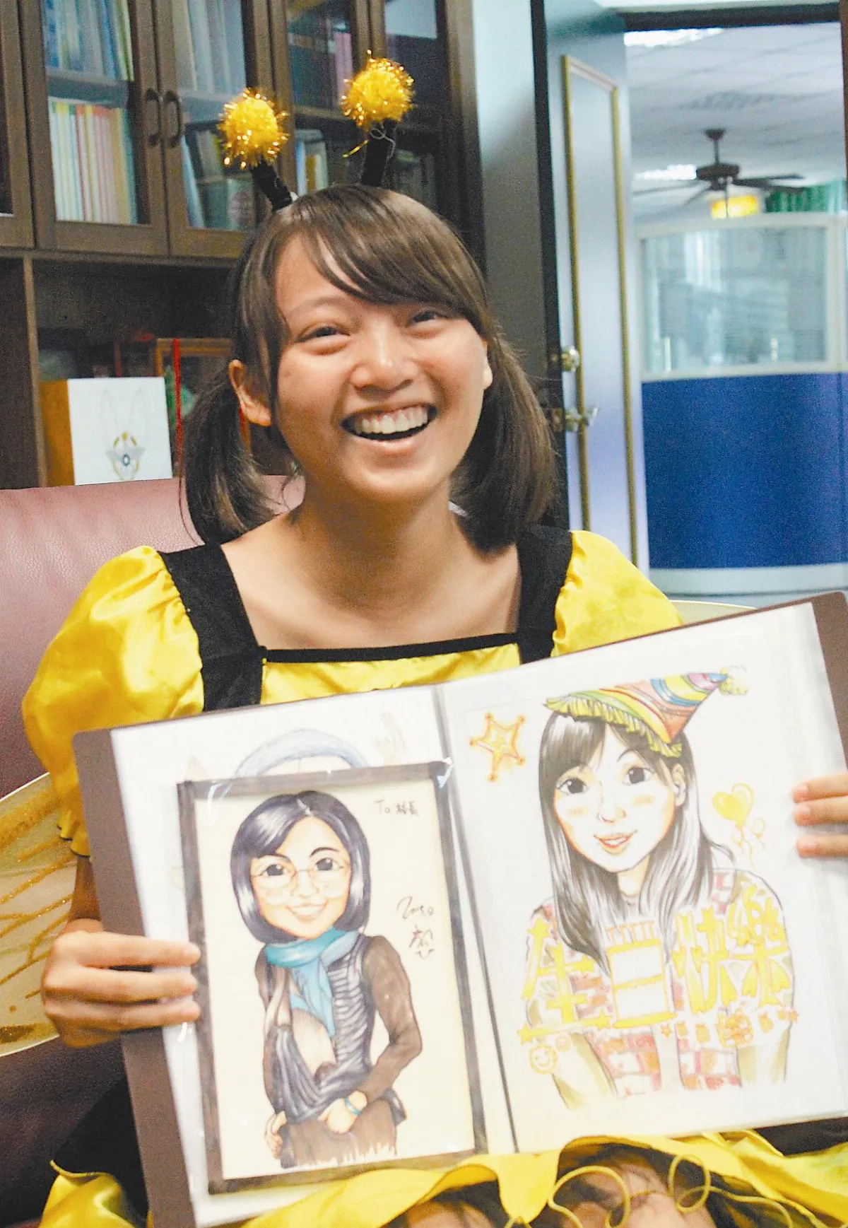 高中生Q版畫 撫慰病人苦