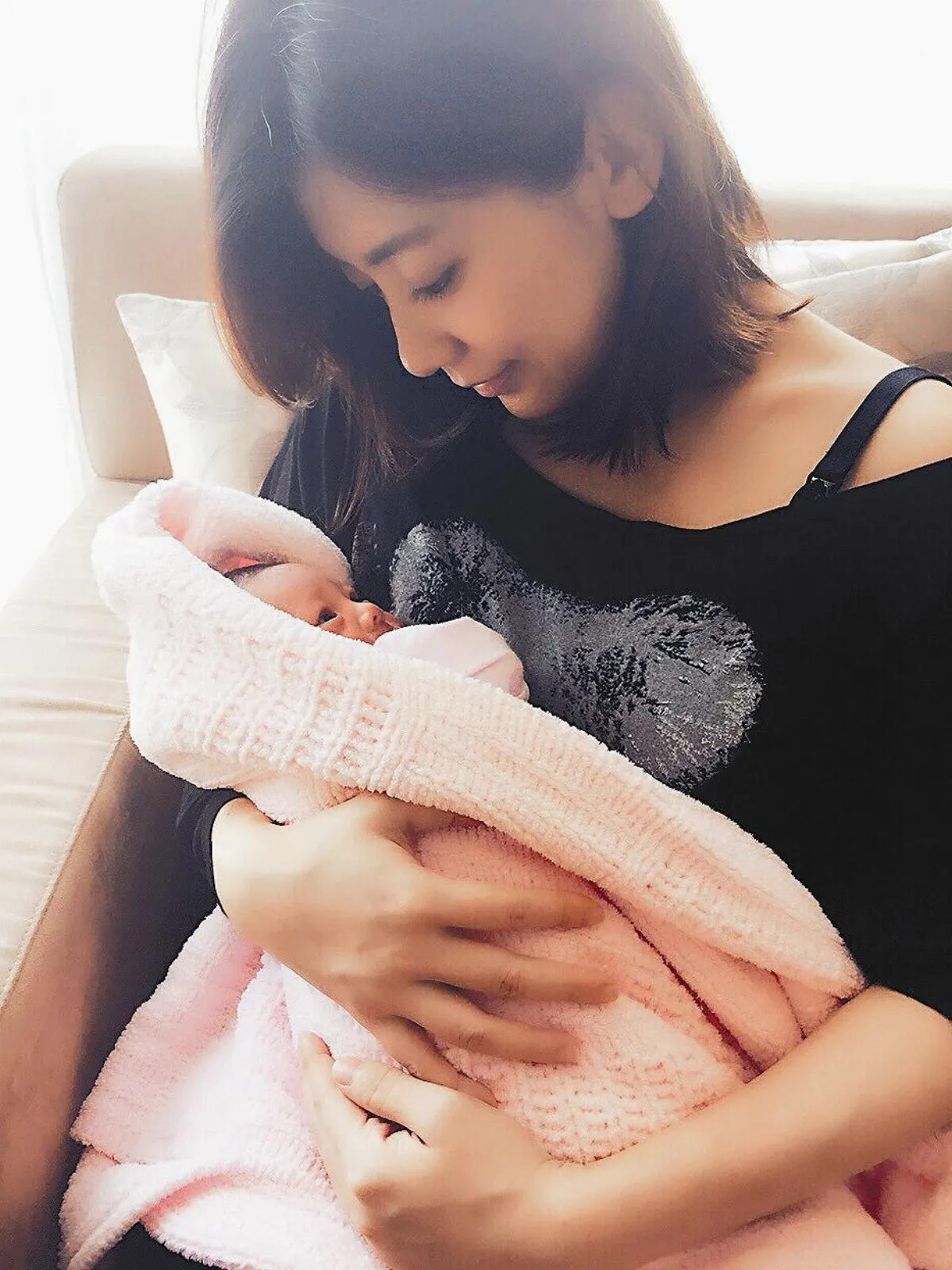 台灣晚生潮 平均30.5歲當媽