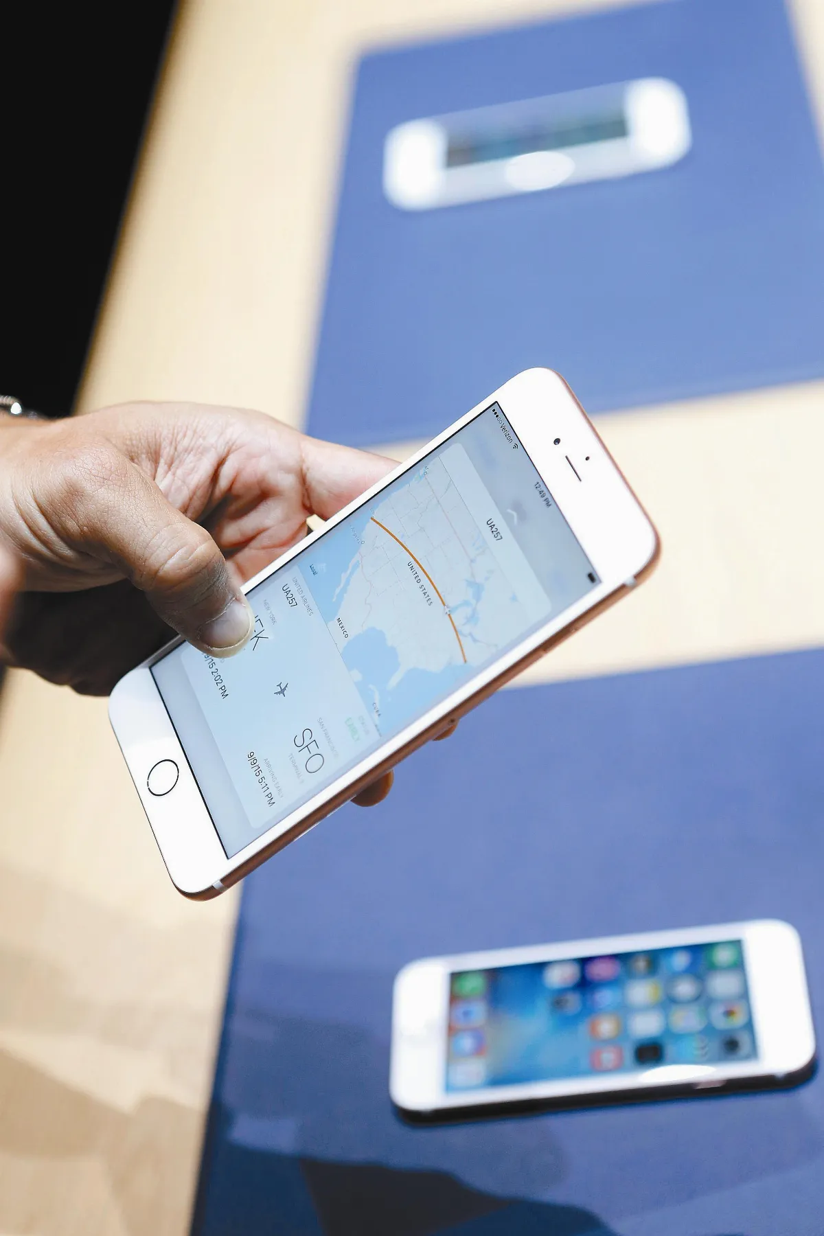 買iPhone 6 台北要工作69小時