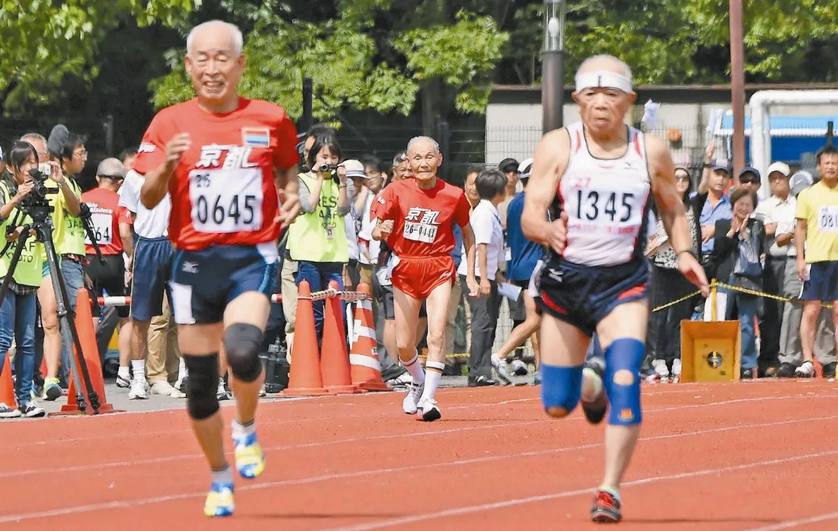 最年長的一百公尺跑者